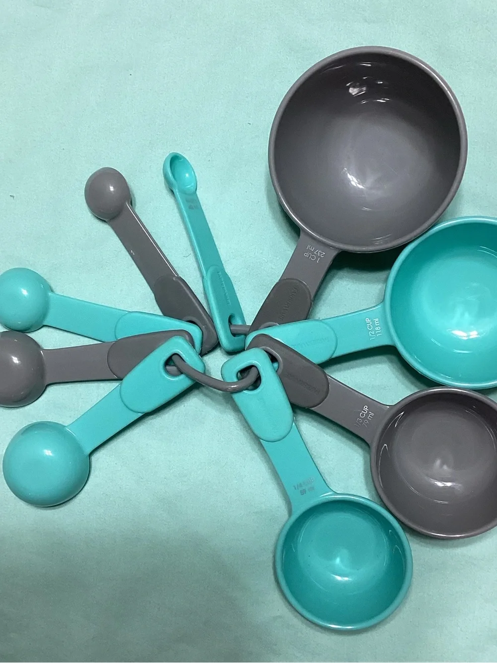 Farberwear Set of Gray & Blue Measuring Cups and Spoons